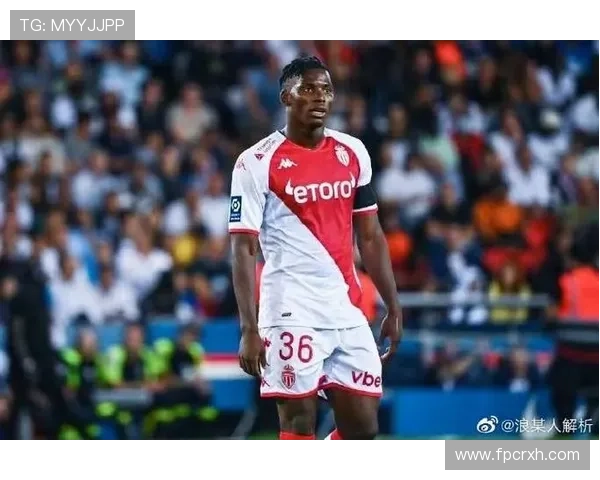 里昂阵容深度分析:多位置轮换能力与板凳实力走势清晰 里昂阵容深度分析:多位置轮换能力与板凳实力走势清晰