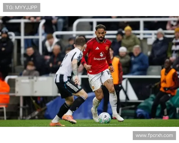 纽卡斯尔联英超逆转表现稳健