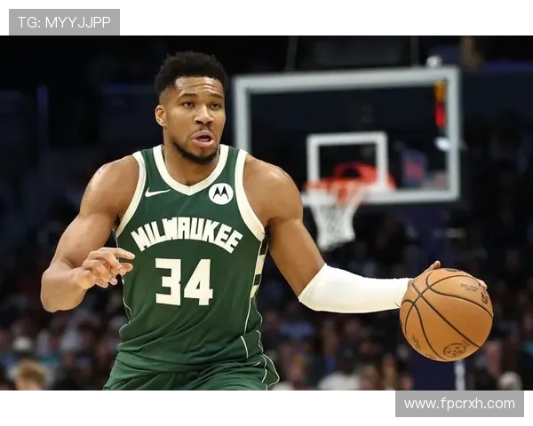 奥斯卡·罗伯特森传球策动改写比赛节奏超越同期后卫表现